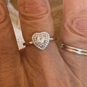 ❤️❤️925 Sterling Moissanite Heart ring Size 7❤️❤️